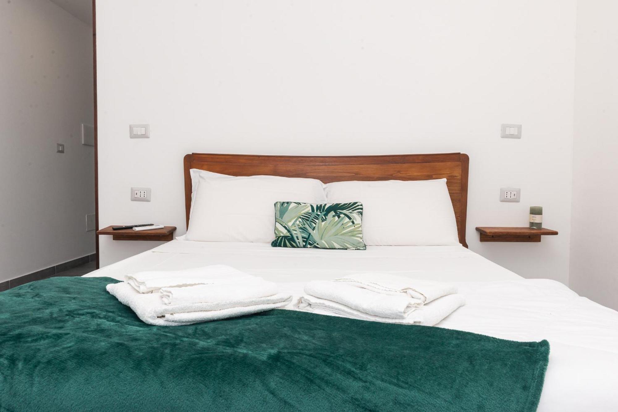 Guest House - Affittacamere Green Apartment - By Faendho Порто-Торрес Экстерьер фото